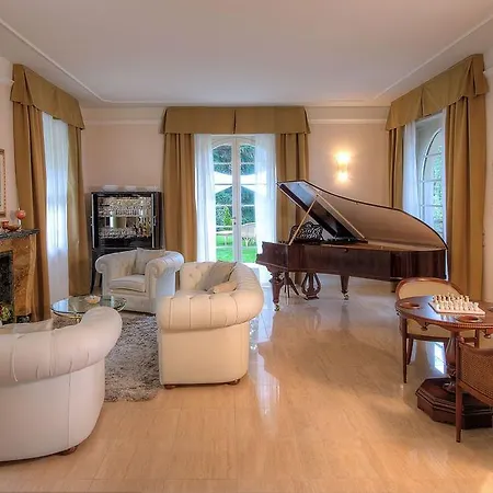 Maggiore Villa *